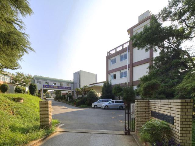 前原中学校：徒歩28分(2200m)