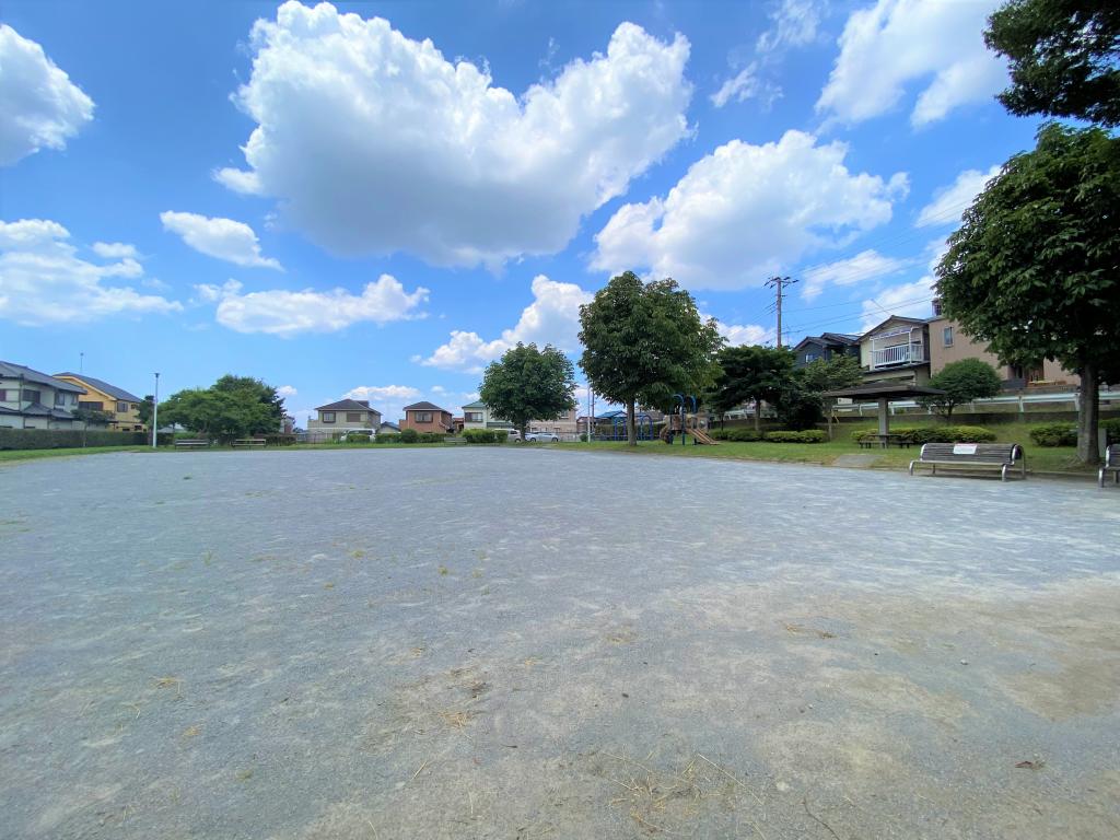南花園1丁目公園：徒歩4分(350m)