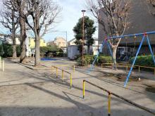 前原公園:徒歩5分(430m)