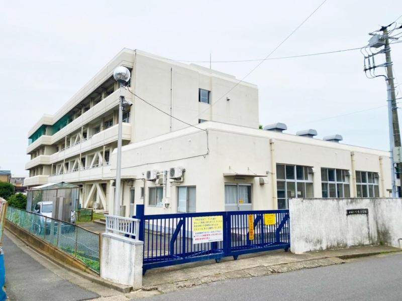 七林小学校:徒歩4分(310m)