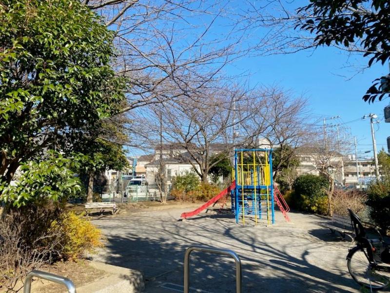 西船2丁目公園:徒歩1分(30m)