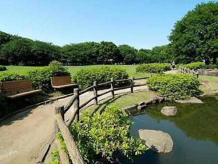 行田公園:徒歩6分(500m)