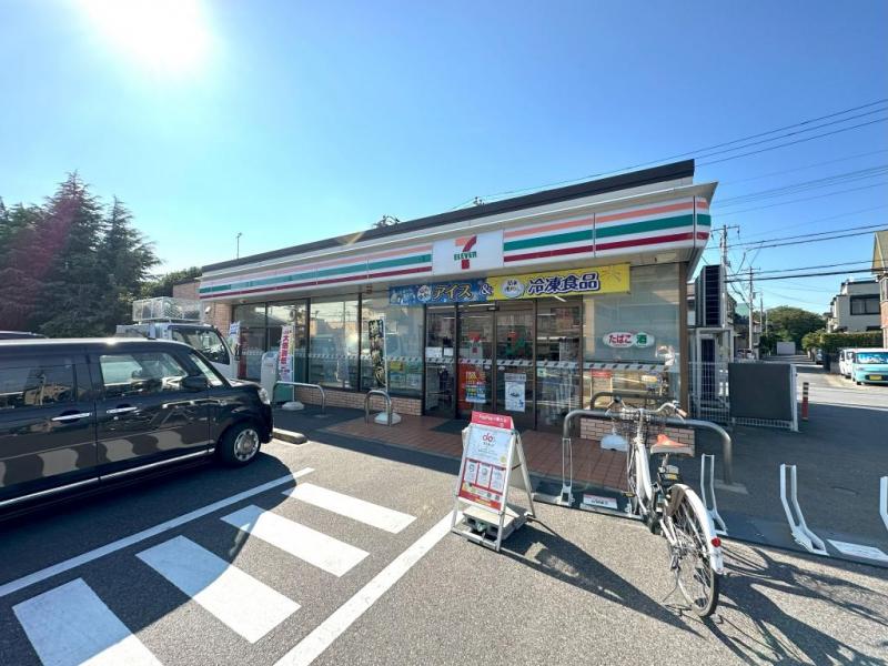セブンイレブン:徒歩7分(550m)