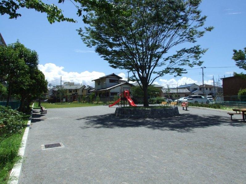 幕張町あんず公園:徒歩4分(300m)