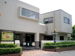 飯山満幼稚園:徒歩14分(1100m)