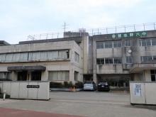 第六中学校:徒歩15分(1200m)