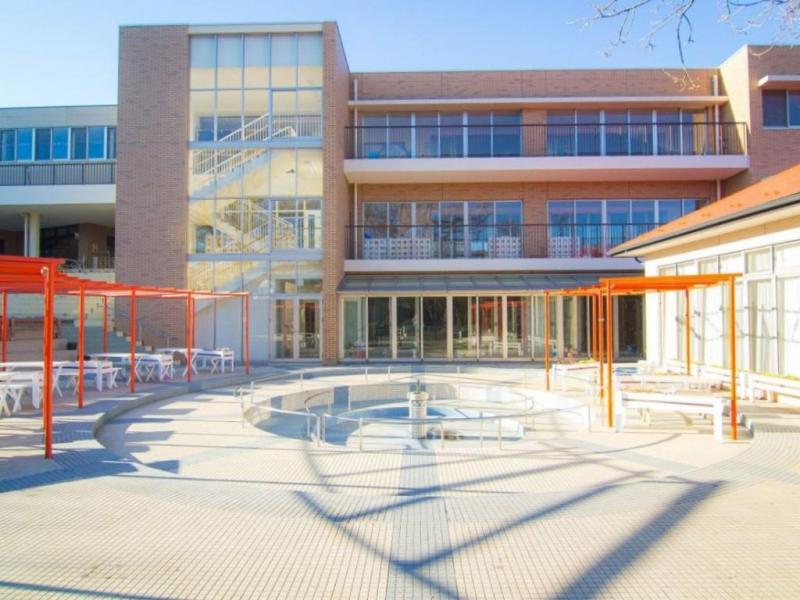 清和幼稚園:徒歩17分(1300m)