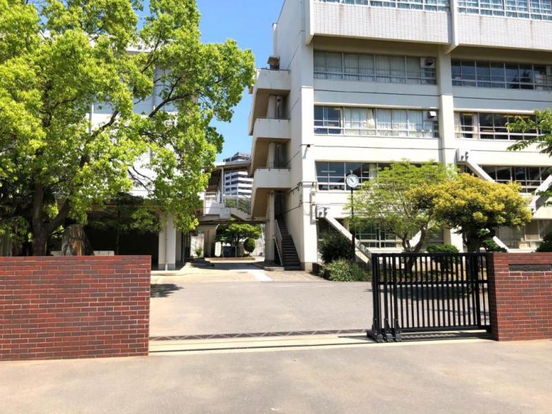 習志野市立第一中学校:徒歩2分(100m)