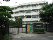 峰台小学校:徒歩15分(1200m)